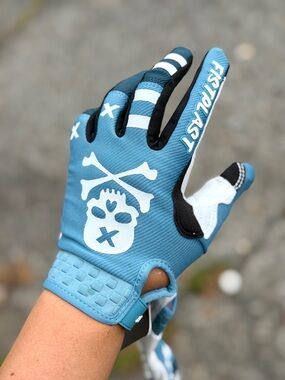 Dirt bike gloves